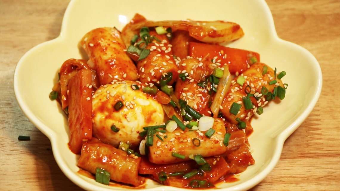 Tteok-bokki (Korean Stir-fried Rice Cake) – JK Choice Story